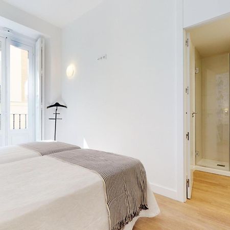 Opera II Lägenhet Madrid Exteriör bild